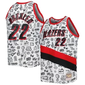 Prestigioso Duraturo Splendido Clyde Drexler Portland Trail Blazers 1991/92 Hardwood Classics Doodle Swingman Player Jersey White  per i Fan Veri